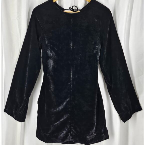 FREE PEOPLE CHELSEY BLACK VELOUR MINI DRESS SIZE XS - TIMELESS ELEGANCE! - Picture 4 of 14